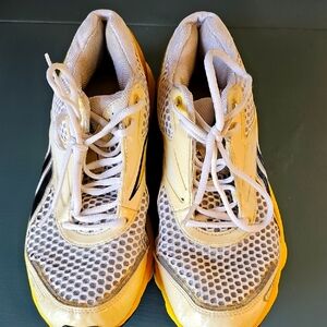 Yellow and Gray Rebok Athletic Womens Sneakers. Size 7.5